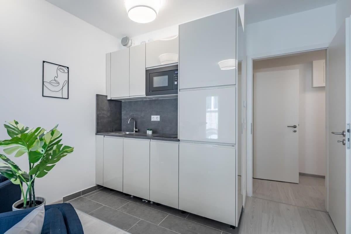 Modern Apt In Authentic Central Area Budapest Exterior foto
